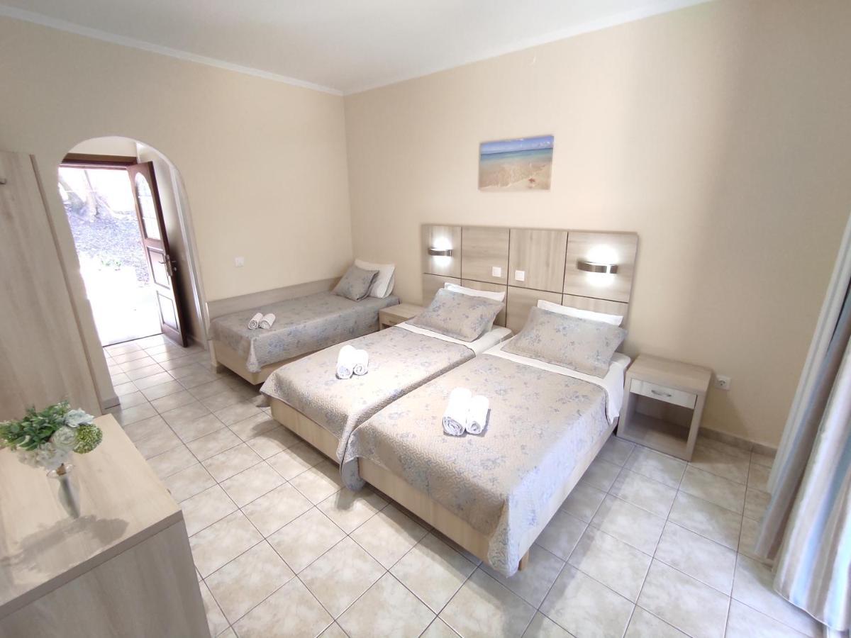 Villa Eleni - Studios Liapades Dış mekan fotoğraf